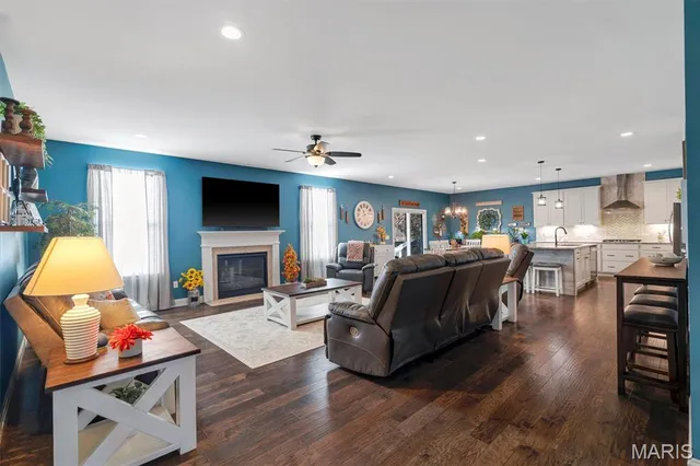 $625,000 | 213 Wyndemere Lane, Lake St. Louis, MO 63367