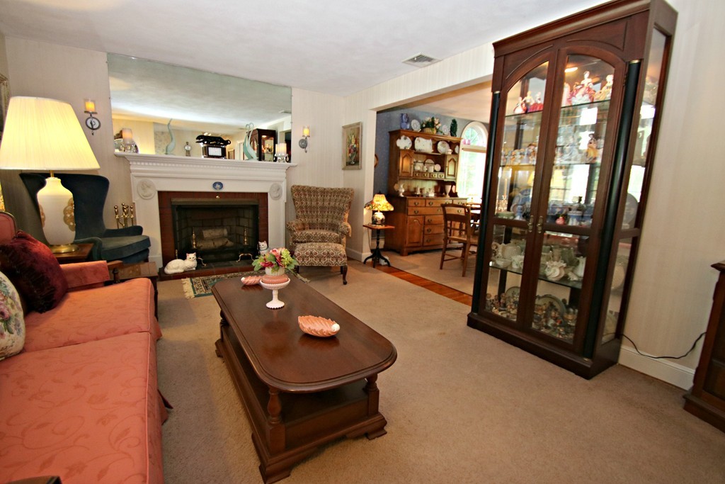 17 Reynolds Road Wakefield, MA 01880 - Photo 16 of 30 Gallery Image 16