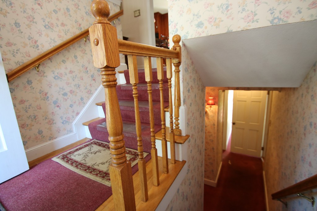 17 Reynolds Road Wakefield, MA 01880 - Photo 23 of 30 Gallery Image 23