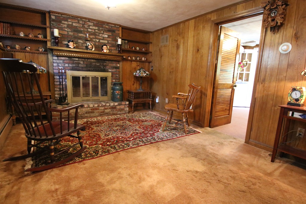 17 Reynolds Road Wakefield, MA 01880 - Photo 24 of 30 Gallery Image 24
