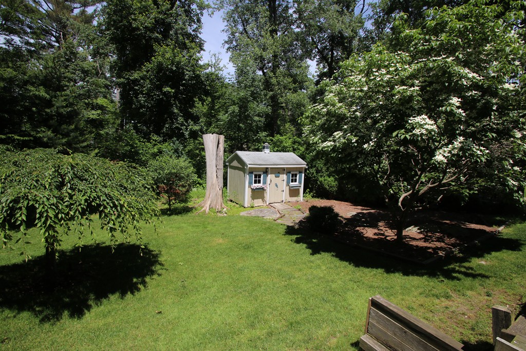 17 Reynolds Road Wakefield, MA 01880 - Photo 30 of 30 Gallery Image 30
