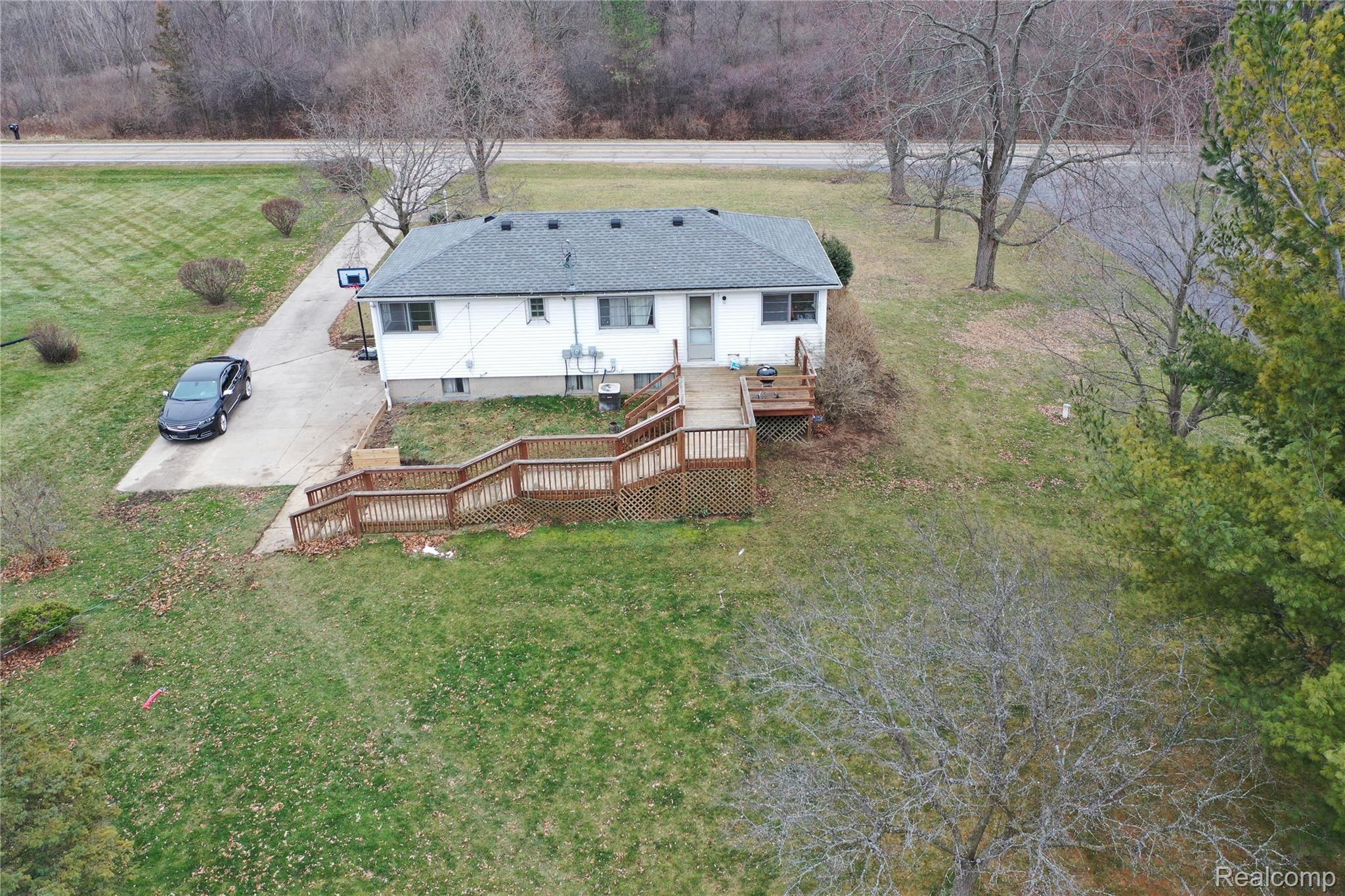 150 Davis Lake Road Lapeer, MI 48446 - Photo 25 of 34 DJI_0329.JPG