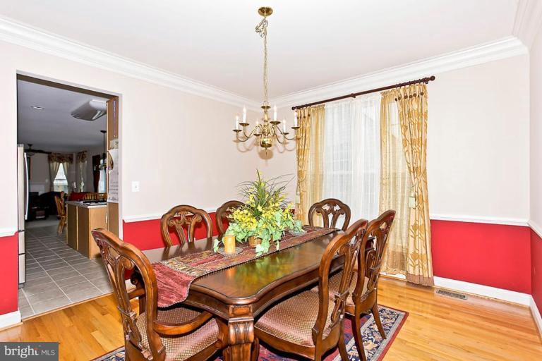 8209 Michaels Ridge Ellicott City, MD 21043 - Photo 24 of 25 Dining Room