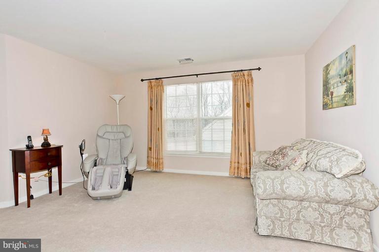 8209 Michaels Ridge Ellicott City, MD 21043 - Photo 10 of 25 Sitting Room