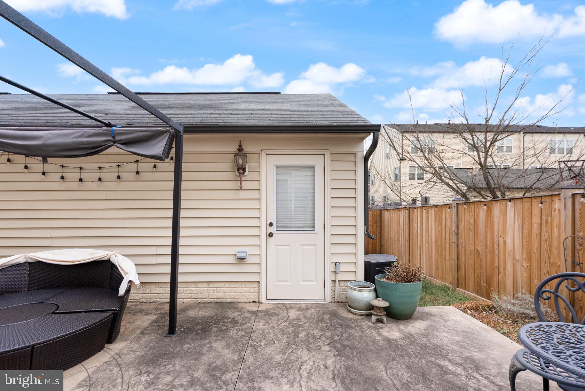 11968 Benton Lake Road Bristow, VA 20136 - Photo 41 of 52 Private garage service door access & side yard.
