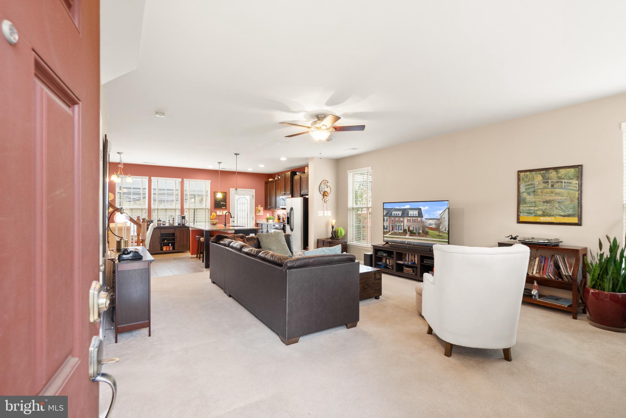 11968 Benton Lake Road Bristow, VA 20136 - Photo 8 of 52 Huge open living space with warm ambiance.