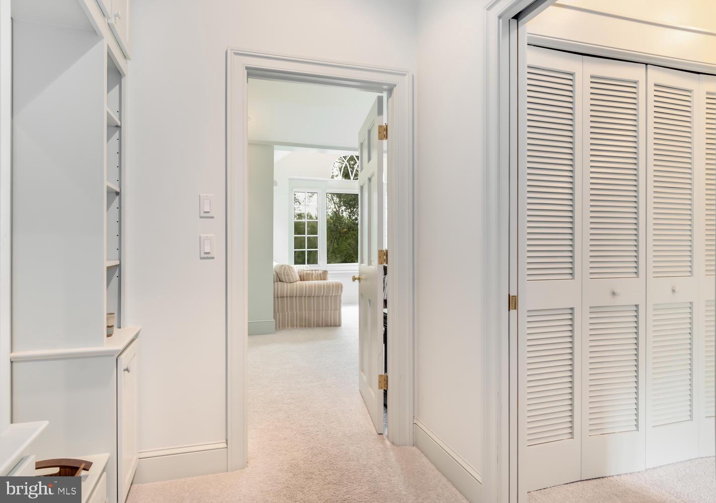 28692 Edgemere Road Easton, MD 21601 - Photo 43 of 80 Main master walk in