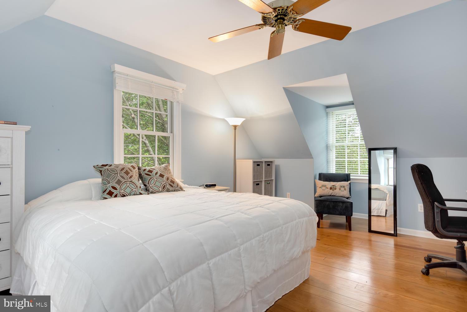28692 Edgemere Road Easton, MD 21601 - Photo 59 of 80 Guest br 3 with wood floors