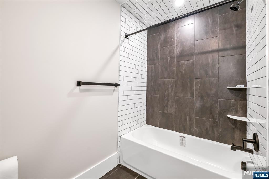 162 Closter Dock Road, Unit A Closter, NJ 07624 - Photo 12 of 37