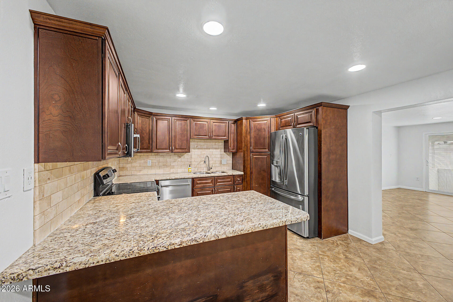 3519 East Hearn Road Phoenix, AZ 85032 - Photo 9 of 40