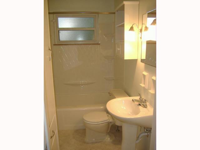579 Acton Road Columbus, OH 43214 - Photo 5 of 9