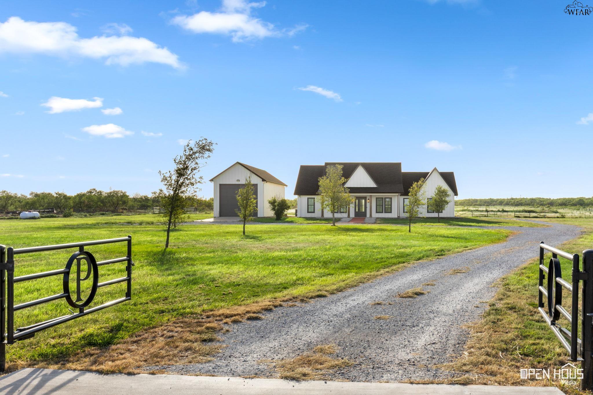8848 Highway 79 Wichita Falls, TX 76310 - Photo 1 of 40 Gallery Image 1
