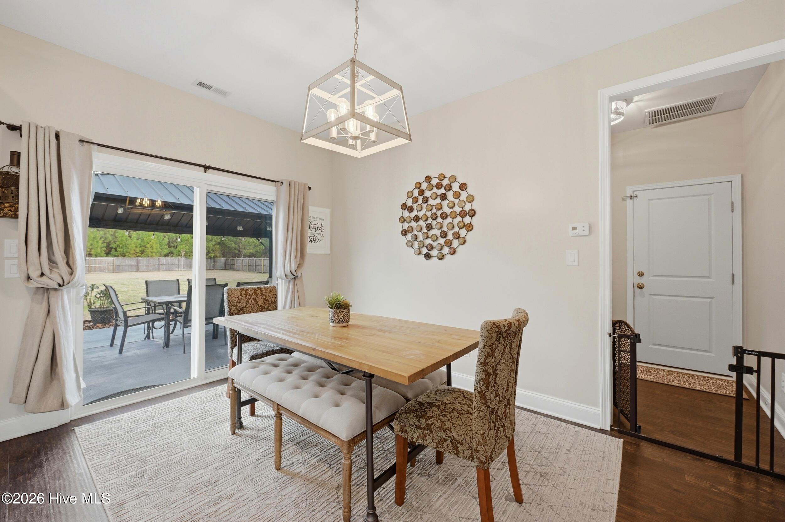 105 Gillcrest Lane Hubert, NC 28539 - Photo 11 of 33 Dining