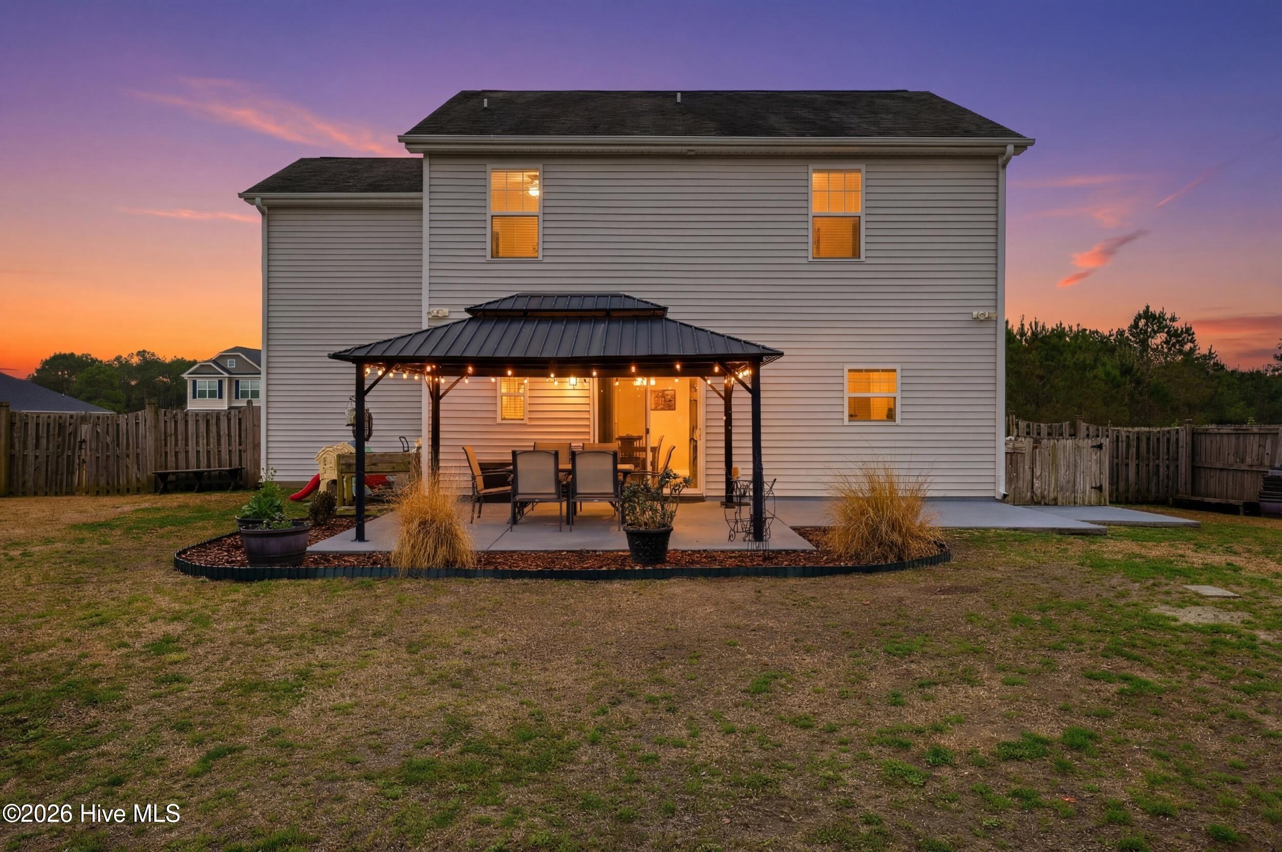 105 Gillcrest Lane Hubert, NC 28539 - Photo 27 of 33 Backyard fit for a relaxing evening