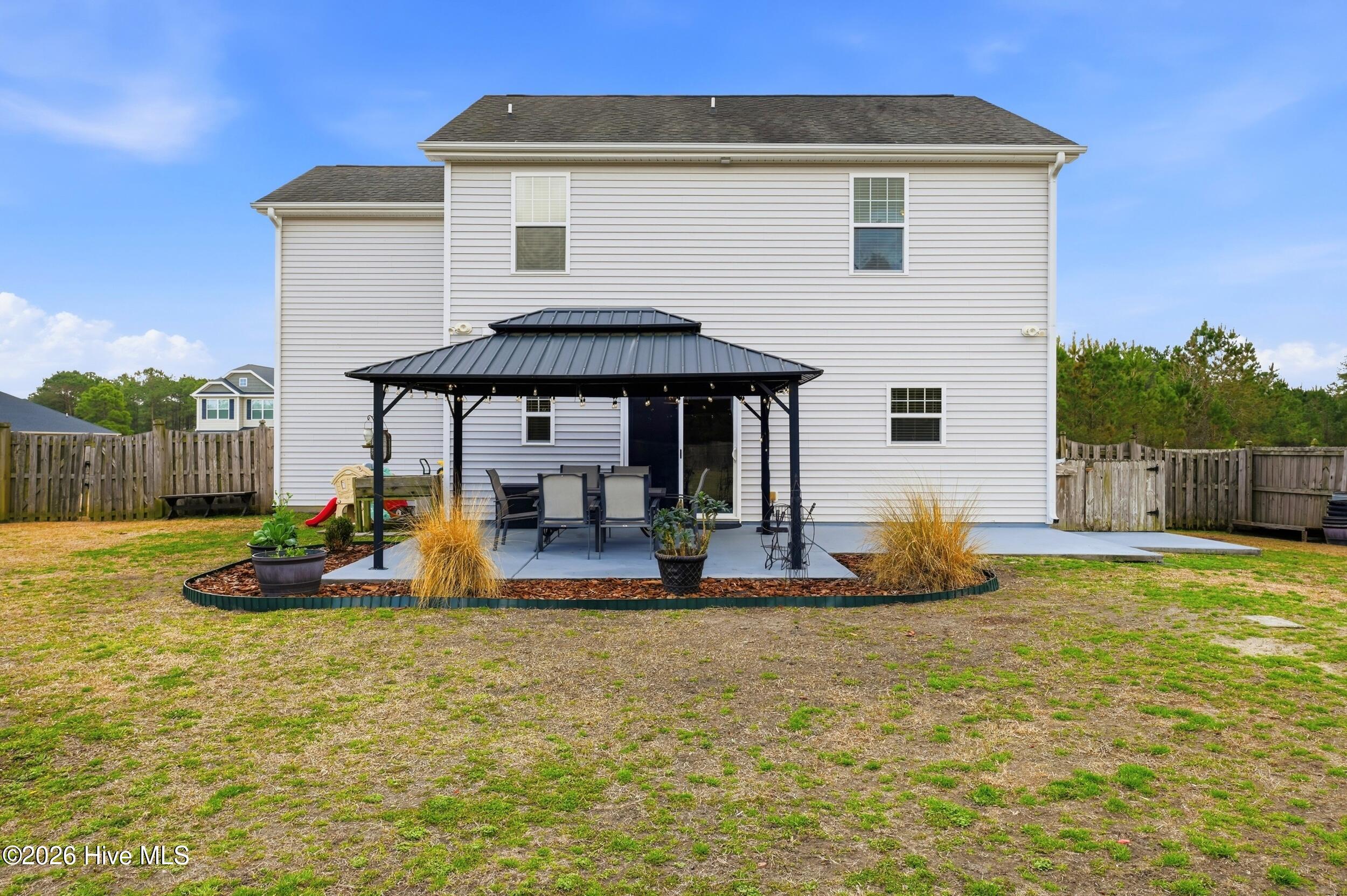 105 Gillcrest Lane Hubert, NC 28539 - Photo 28 of 33 Backyard
