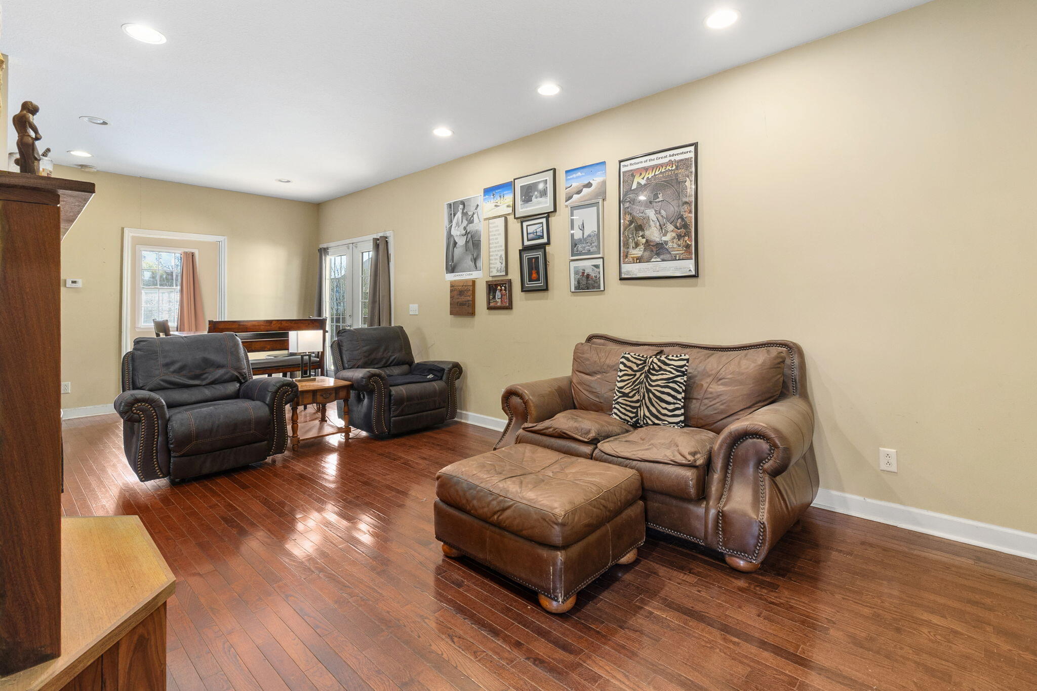 411 West 2nd Street Jasper, TN 37347 - Photo 14 of 42 Living Room