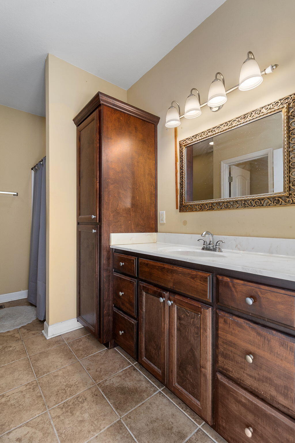 411 West 2nd Street Jasper, TN 37347 - Photo 21 of 42 Primary Suite Bath