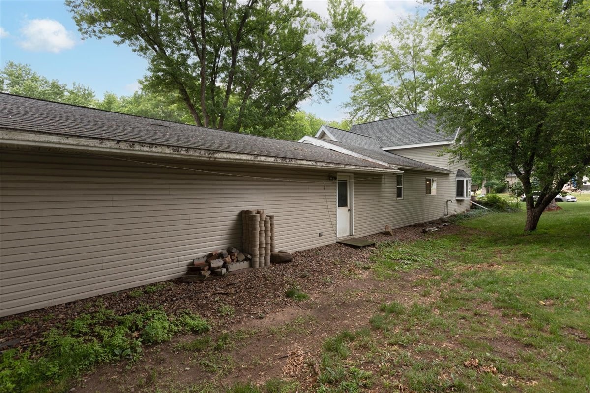 321 Drier Street Durand, WI 54736 - Photo 11 of 56