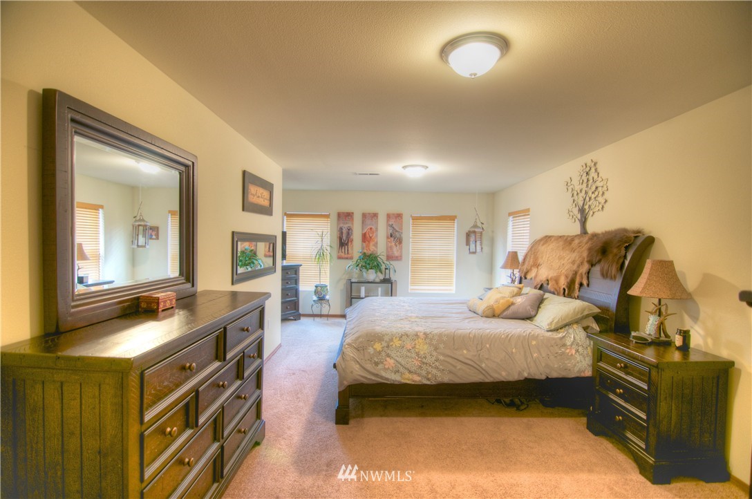 403 Raintree Loop Court Southeast Rainier, WA 98576 - Photo 12 of 23 Gallery Image 12