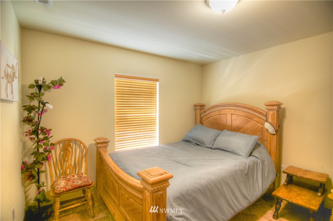 403 Raintree Loop Court Southeast Rainier, WA 98576 - Photo 19 of 23 Gallery Image 19