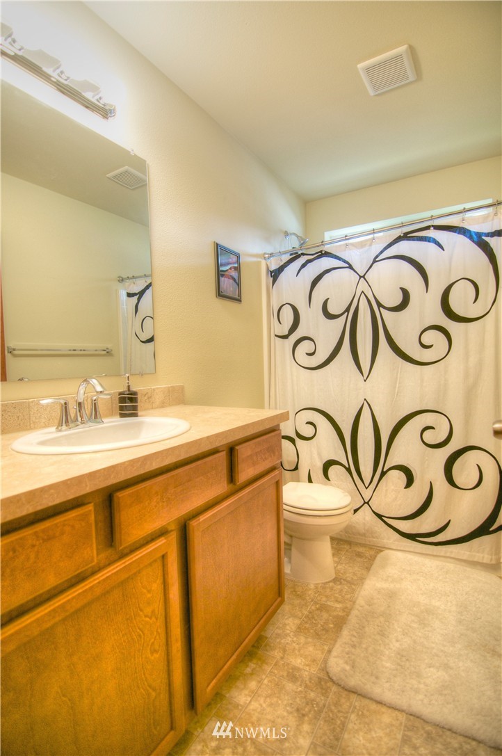 403 Raintree Loop Court Southeast Rainier, WA 98576 - Photo 20 of 23 Gallery Image 20