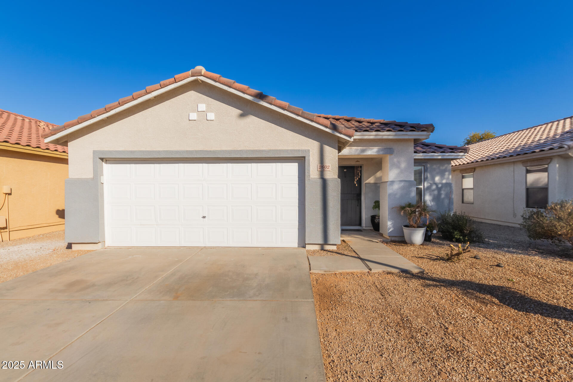 2602 West Roeser Road Phoenix, AZ 85041 - Photo 1 of 16 01 - Roeser