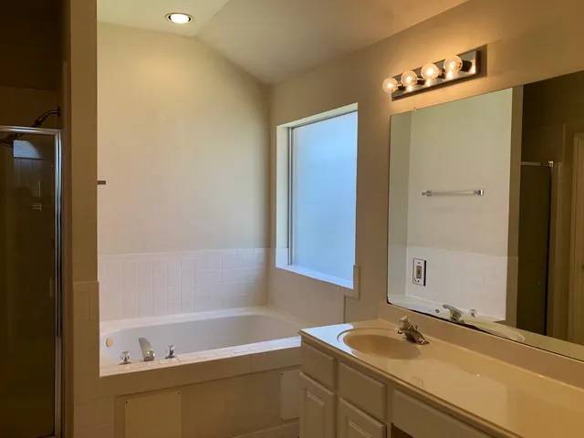 $2,150 | 1911 Blooming Park Lane, Katy, TX 77450