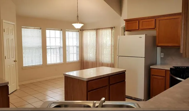 $2,150 | 1911 Blooming Park Lane, Katy, TX 77450