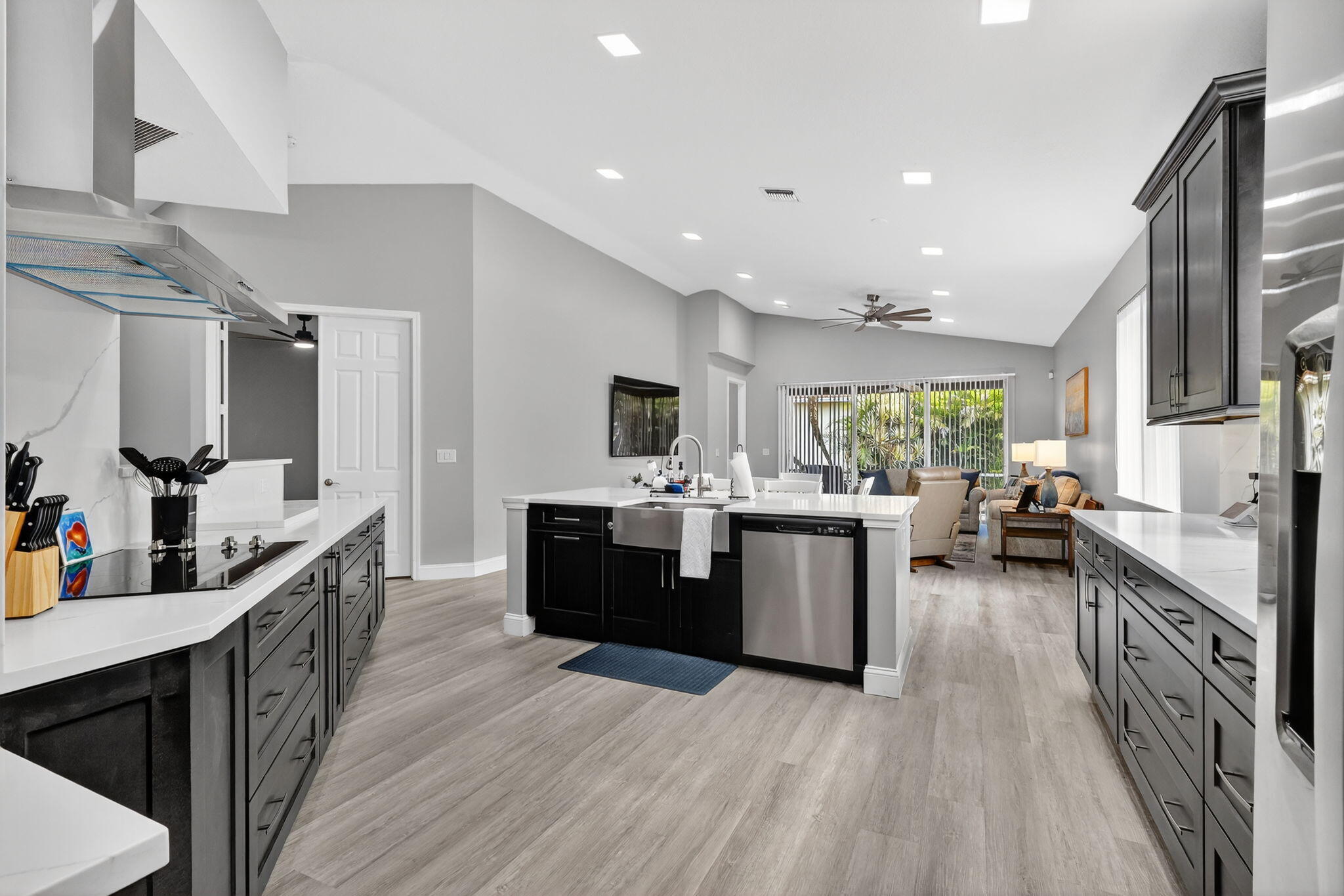 8070 Bellafiore Way Boynton Beach, FL 33472 - Photo 4 of 86 50-web-or-mls-_82A9491