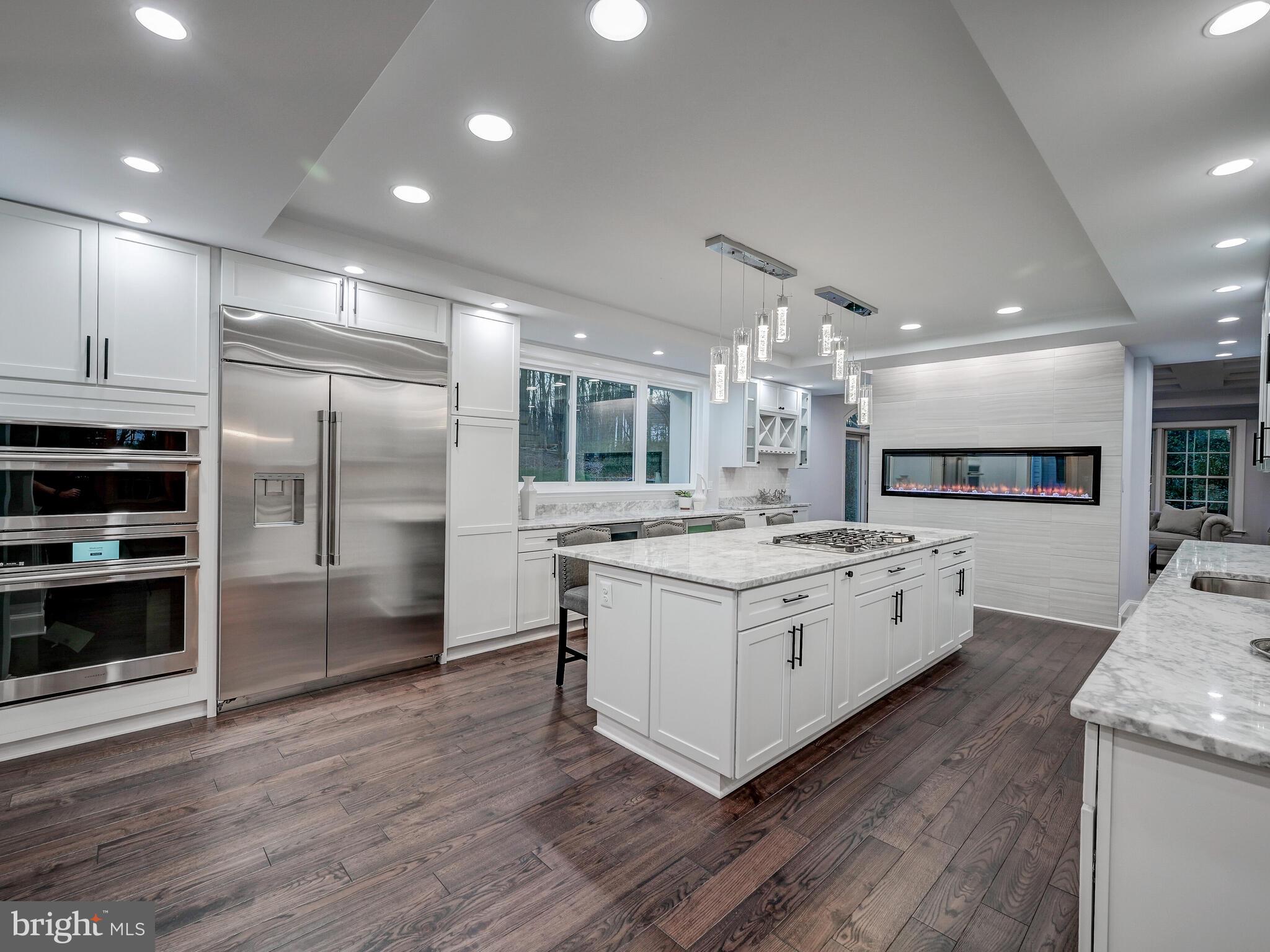 1637 Cold Bottom Road Sparks Glencoe, MD 21152 - Photo 31 of 117 Kitchen - the electric fireplace changes colors !