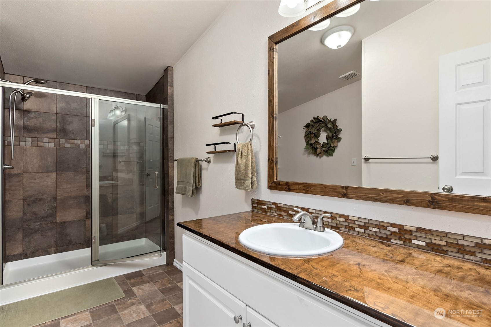 4051 Degraff Road Oak Harbor, WA 98277 - Photo 18 of 33 Gallery Image 18
