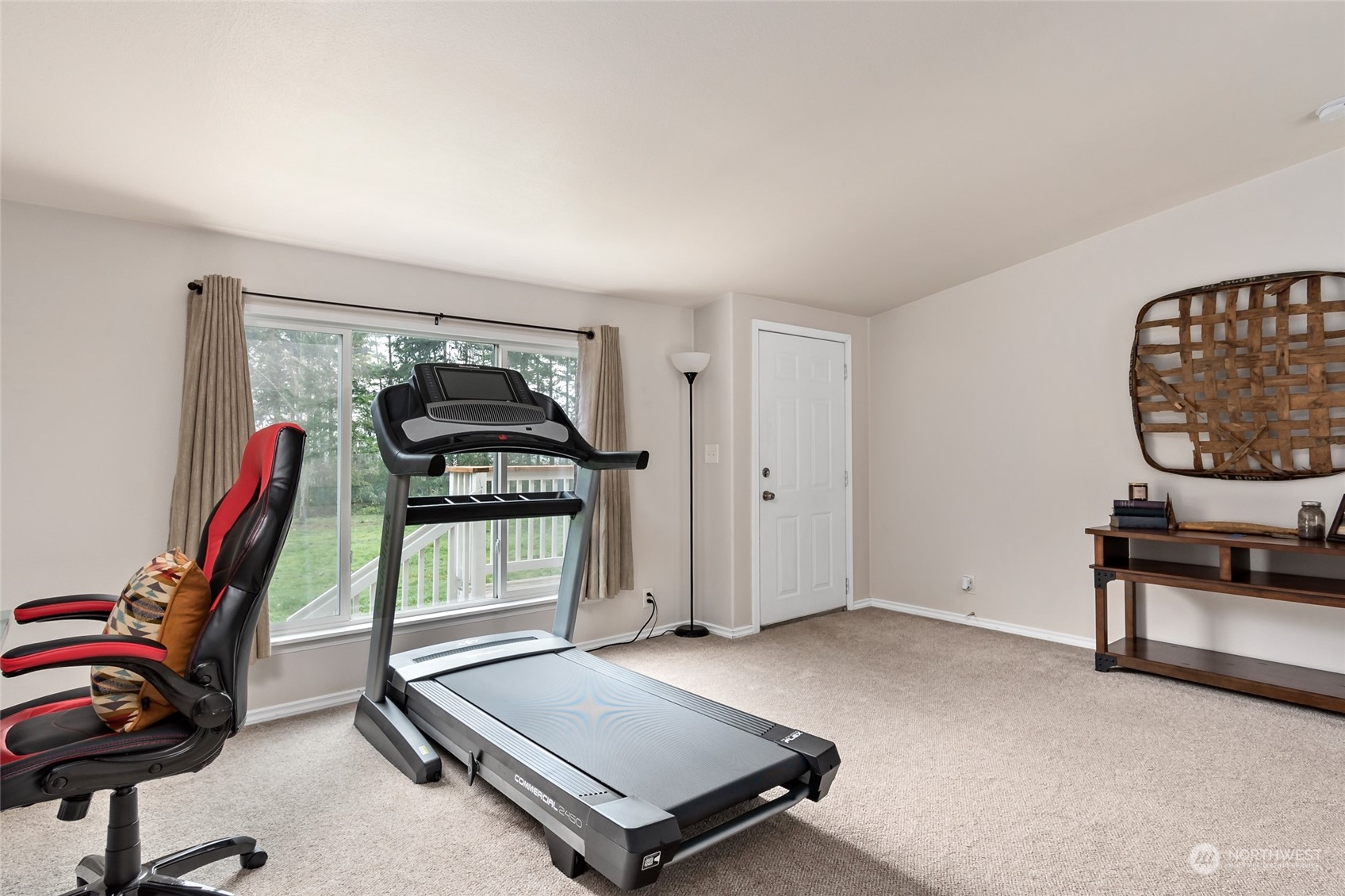 4051 Degraff Road Oak Harbor, WA 98277 - Photo 9 of 33 Gallery Image 9