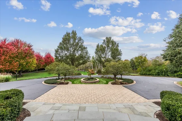 $2,495,000 | 51 Brinker Road, Barrington Hills, IL 60010