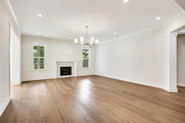 $6,000 | 352 Avon Road, Memphis, TN 38117