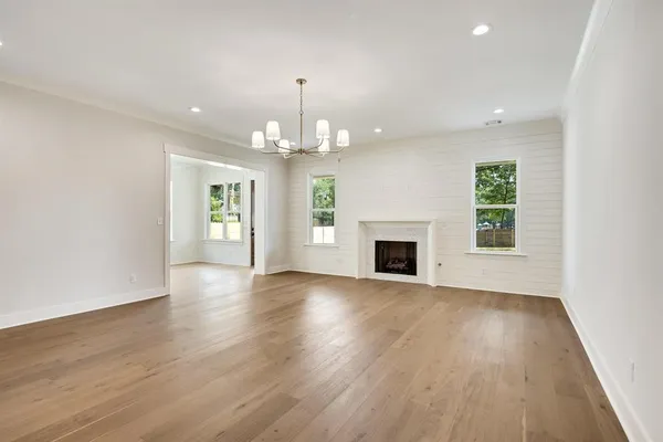 $6,000 | 352 Avon Road, Memphis, TN 38117