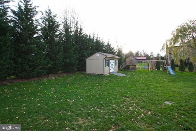 2748 Chestnut Run Road York, PA 17402 - Photo 25 of 25 Gallery Image 25
