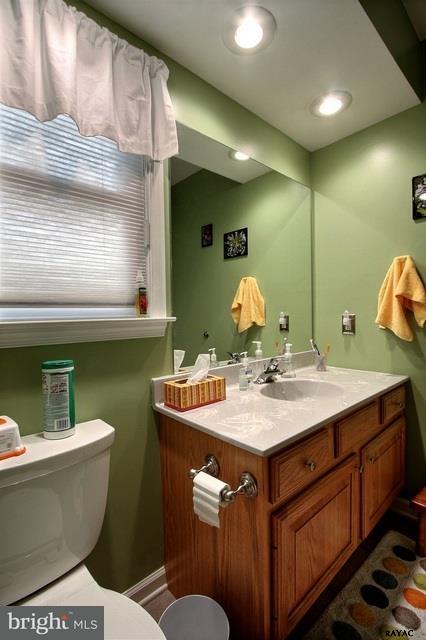 2748 Chestnut Run Road York, PA 17402 - Photo 10 of 25 Gallery Image 10