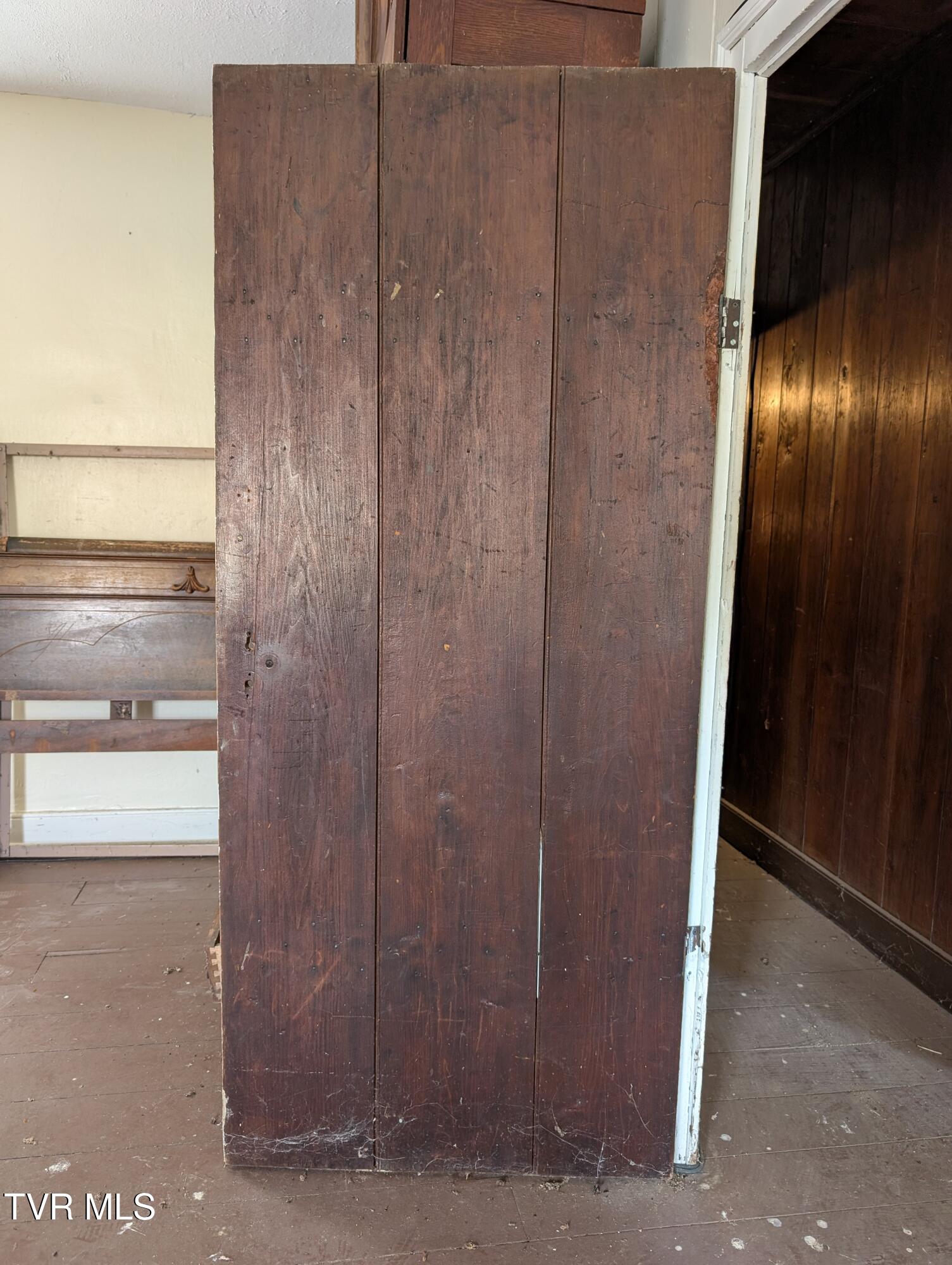 337 Painter Road Bristol, TN 37620 - Photo 34 of 52 PXL_20250320_181053096