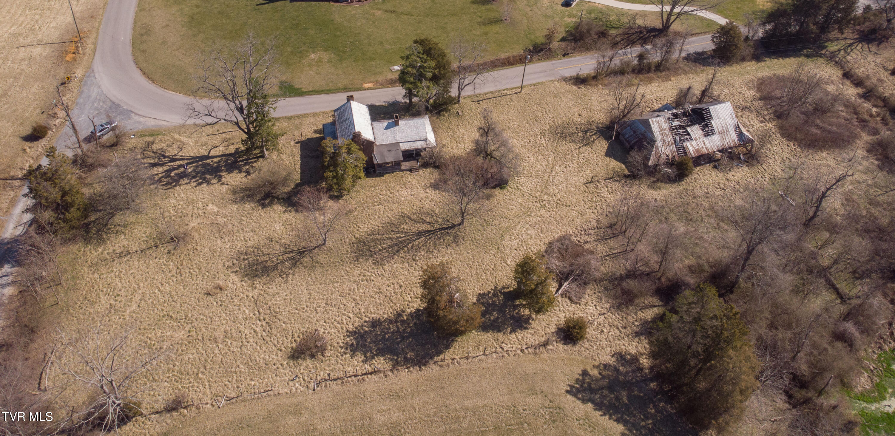 337 Painter Road Bristol, TN 37620 - Photo 38 of 52 Painter-39