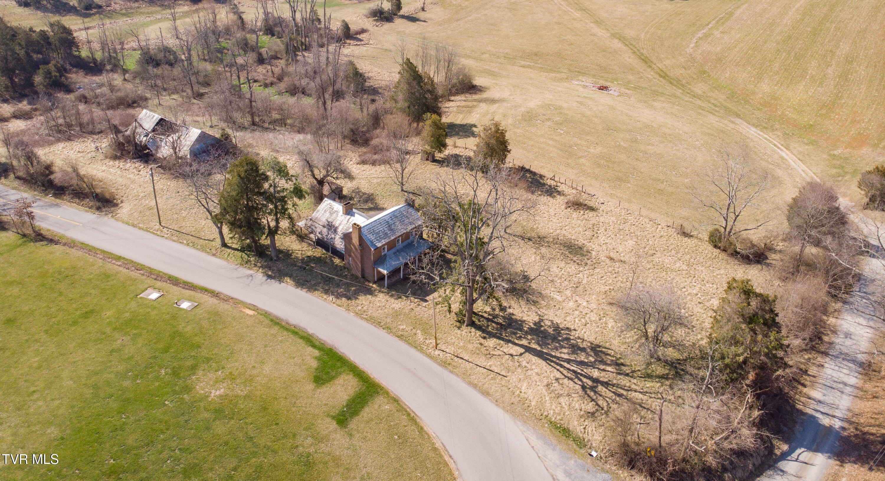 337 Painter Road Bristol, TN 37620 - Photo 41 of 52 Painter-33