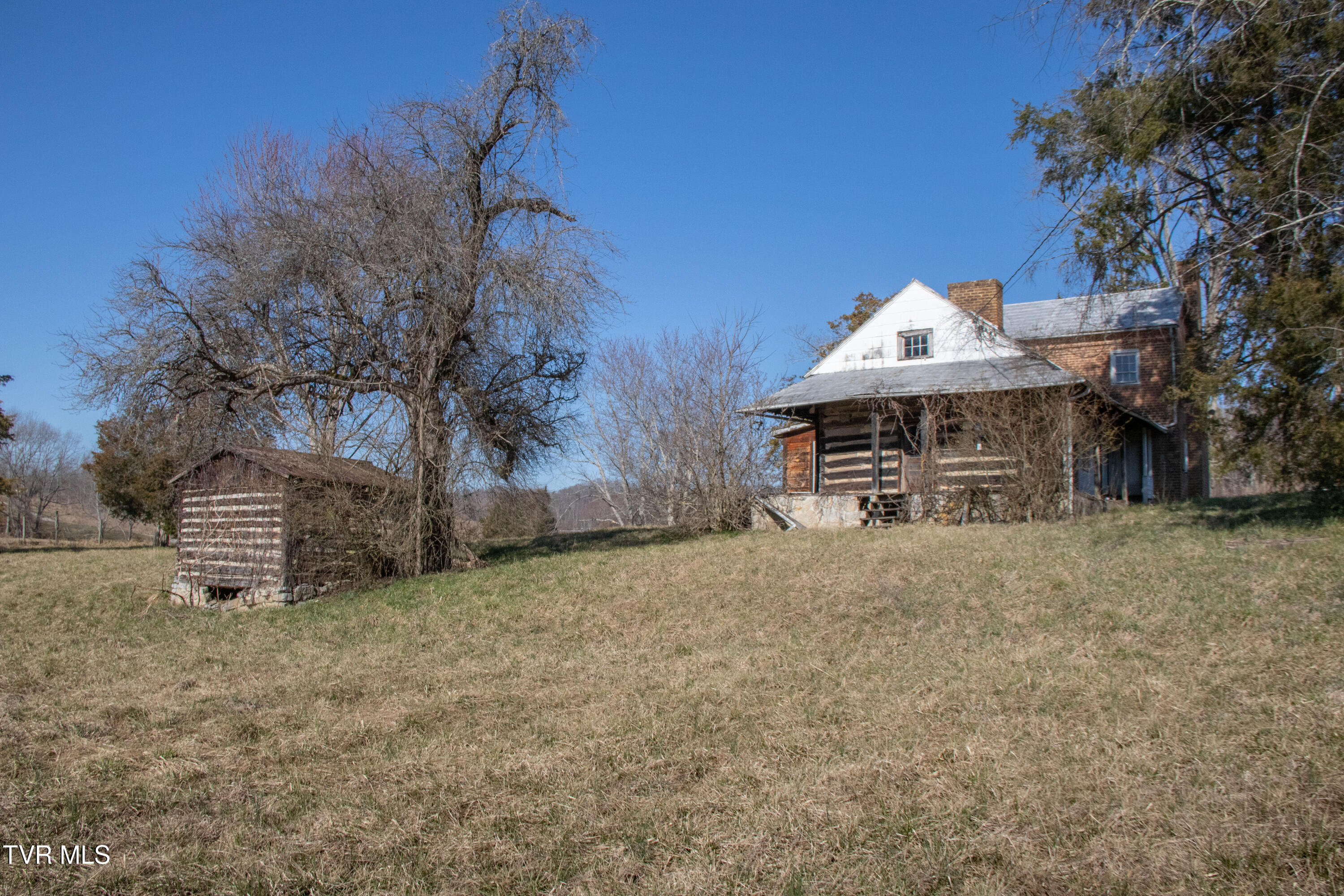 337 Painter Road Bristol, TN 37620 - Photo 46 of 52 Painter-17