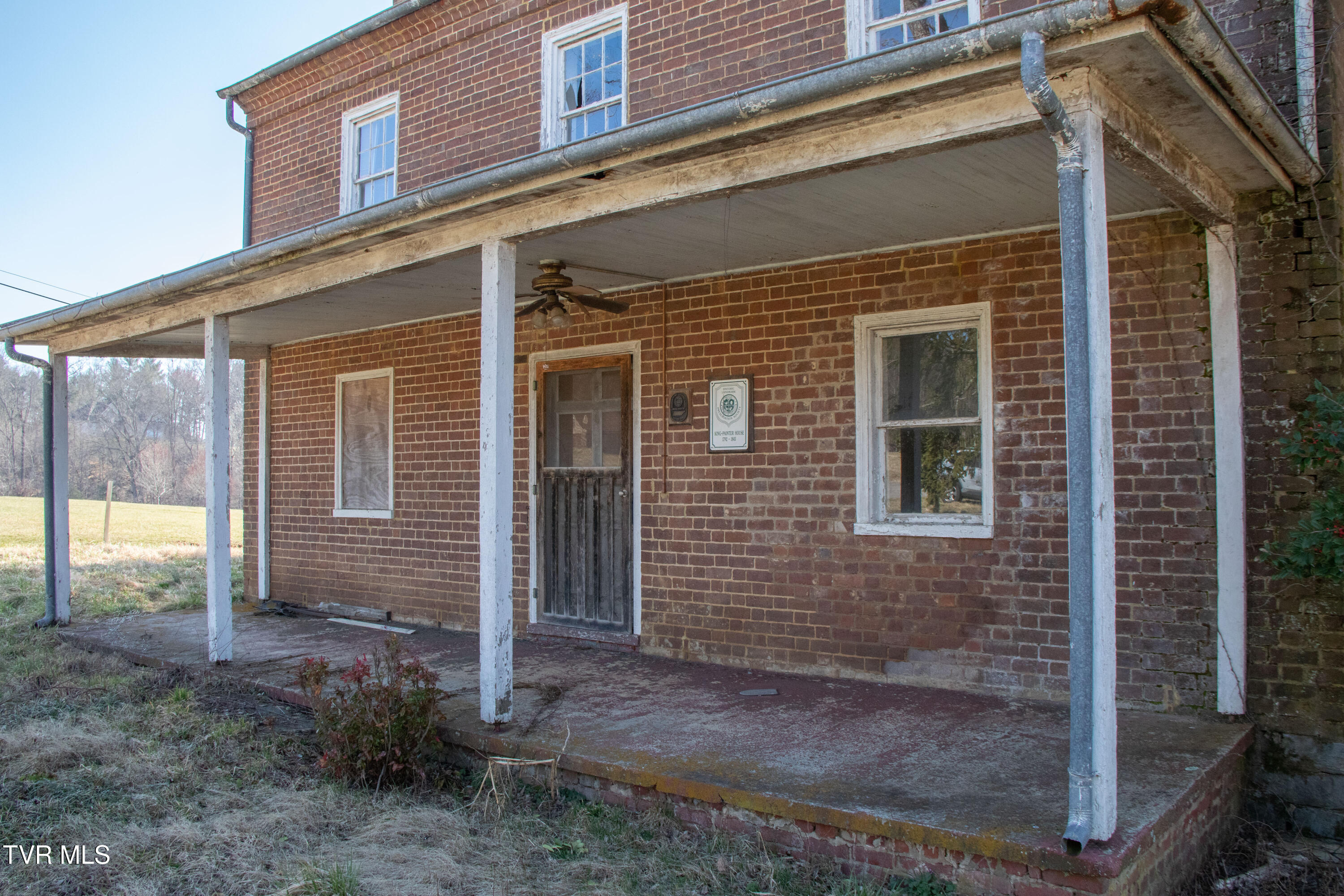 337 Painter Road Bristol, TN 37620 - Photo 5 of 52 Painter-8