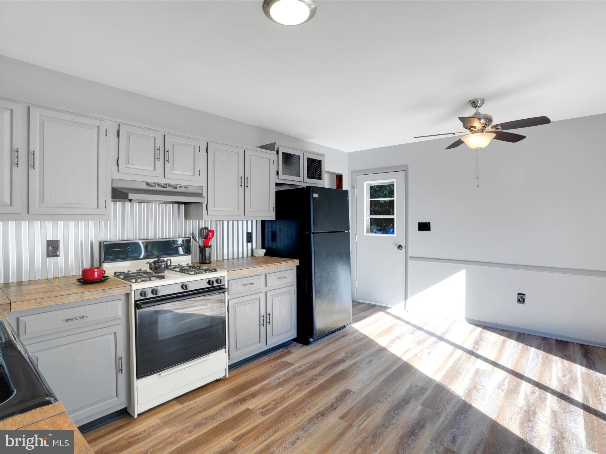 1143 Canadochly Road York, PA 17406 - Photo 6 of 25 Kitchen from back door