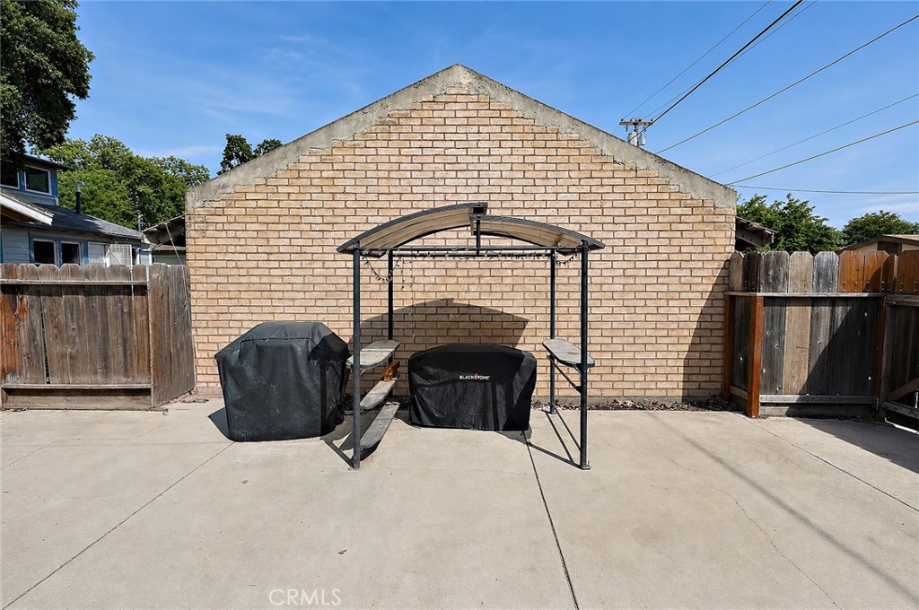 2130 Canal Street Merced, CA 95340 - Photo 29 of 45 a view of terrace with seating space