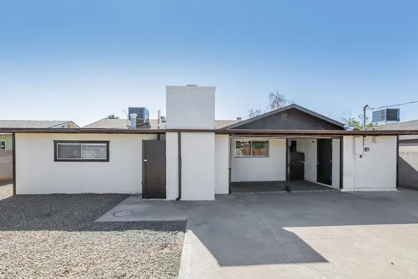 $2,395 | 1544 East Clover, Mesa, AZ 85203