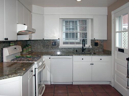 136 Cochran Road Mt. Lebanon, PA 15228 - Photo 9 of 18 Kitchen.