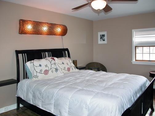 136 Cochran Road Mt. Lebanon, PA 15228 - Photo 10 of 18 Master Bedroom.