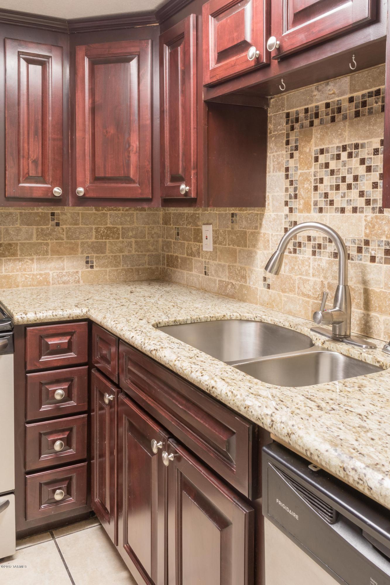 2765 West Anklam Road, Unit E Tucson, AZ 85745 - Photo 31 of 38 Gallery Image 31