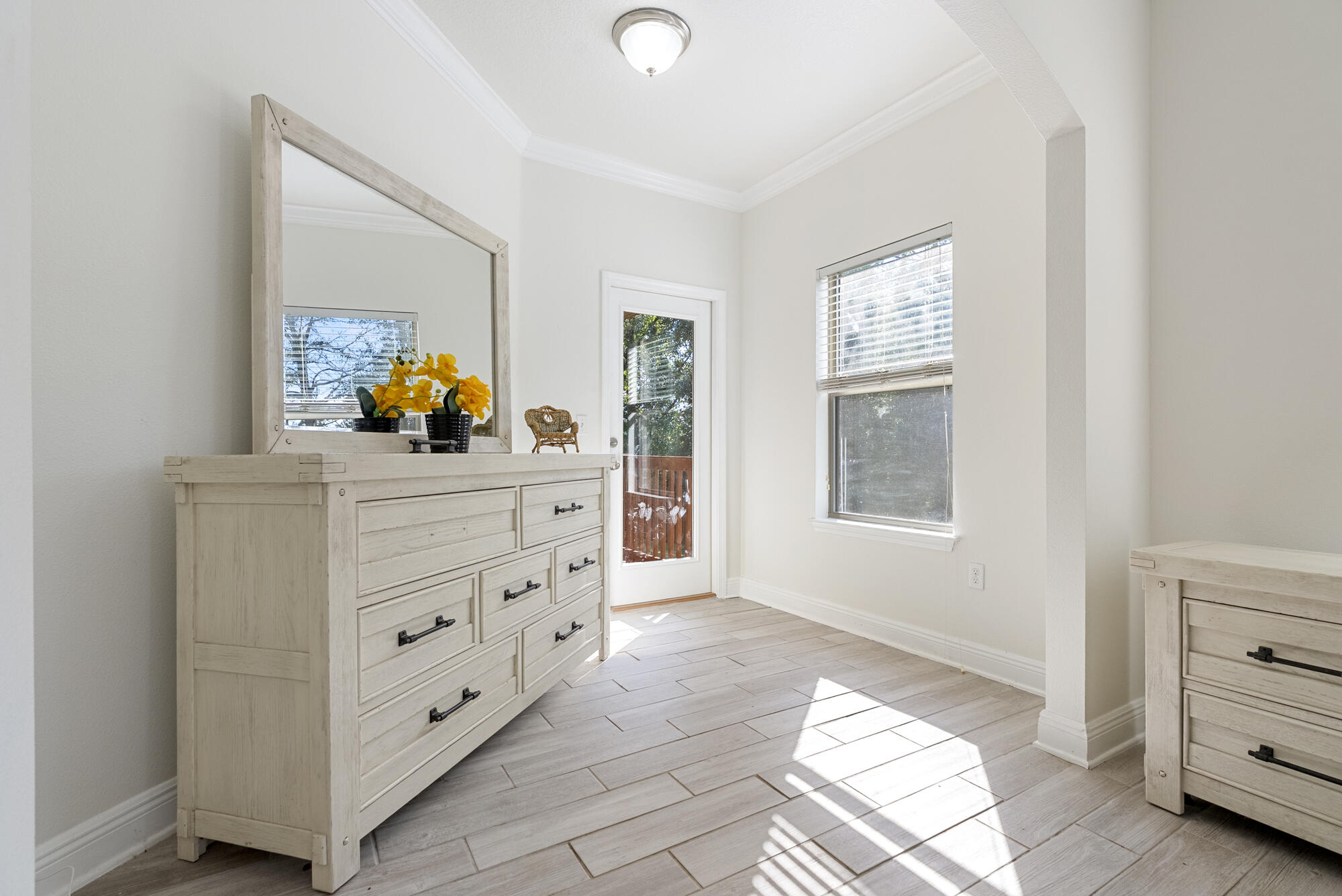 517 Pheasant Trail Crestview, FL 32536 - Photo 20 of 64 a bed room with a bed and a dresser