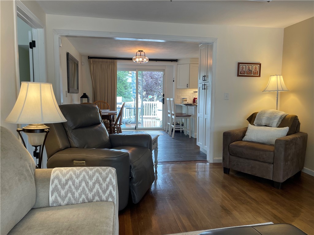 40 Walker Road Warwick, RI 02889 - Photo 19 of 32